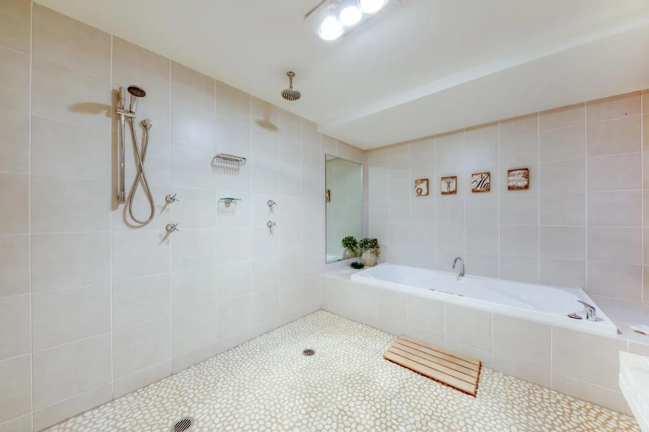 Taman Sari Luxury Private Pavilions - Pet Friendly Accomodation Mapleton