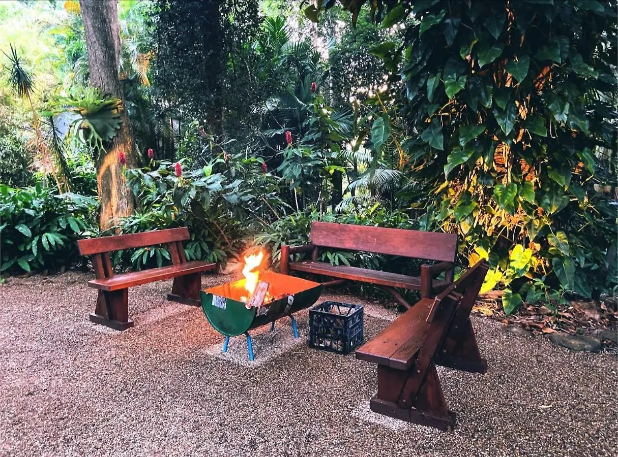 Taman Sari Luxury Private Pavilions - Pet Friendly Accomodation Mapleton