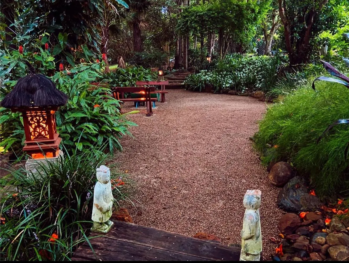 Taman Sari Luxury Private Pavilions - Pet Friendly Accomodation Mapleton Australia